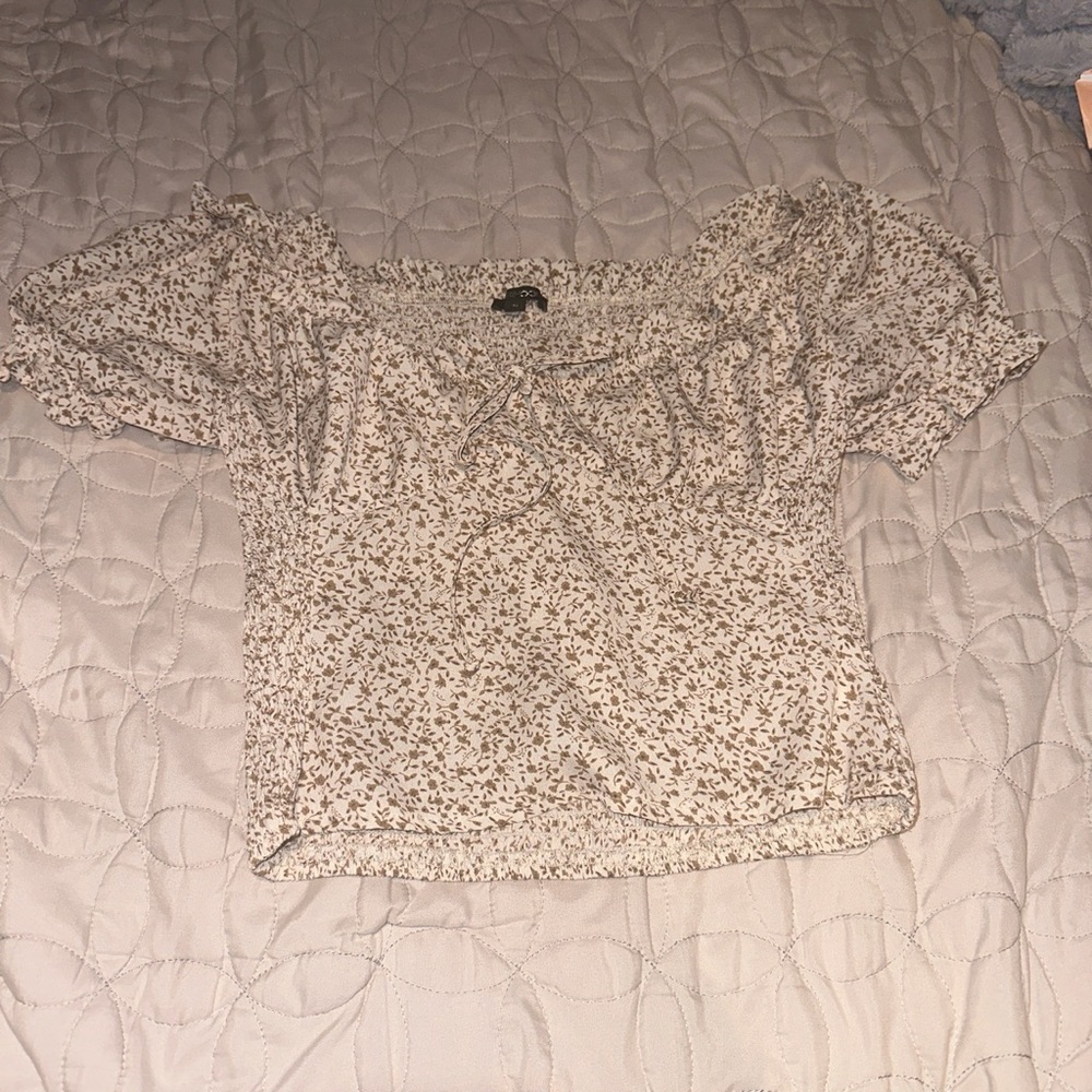 flower brown scrunched up crop top !